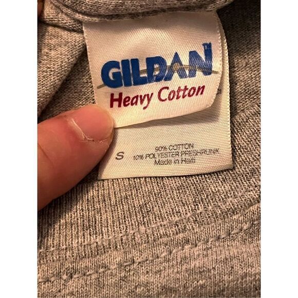 Gildan Y2K Horse Clean Energy T-Shirt. Size Small - Picture 3 of 5